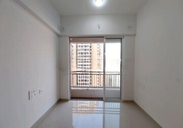 Room in 1 BHK Apartment at JP North Aviva, Mira Road – for Rent