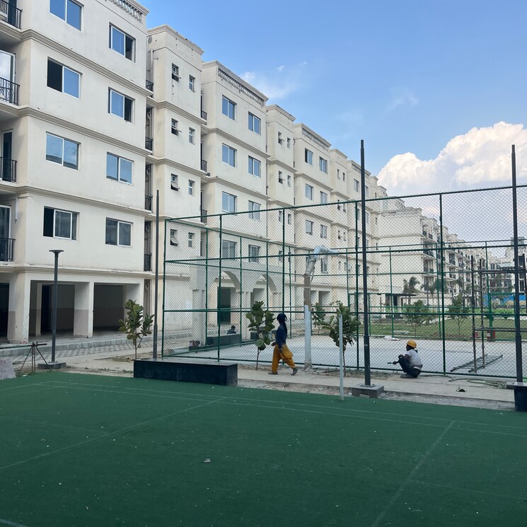 Exterior View, signature-global-park-4-and-5 2 Bedroom 1022 Sq.Ft. Apartment In Sohna Sector 34 Gurgaon 8385853