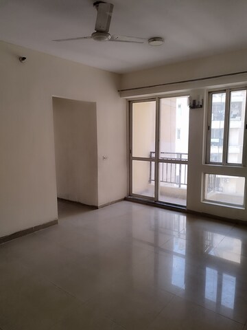 2 BHK Apartment For Rent in Jaypee Greens Kosmos, Sector 134