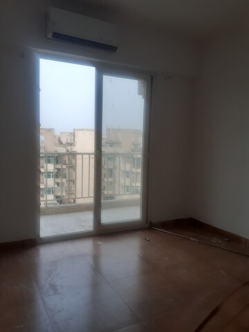 Furnished Amenities in 3 BHK Apartment at Saya Zion, Sector 4 Greater Noida – for Rent