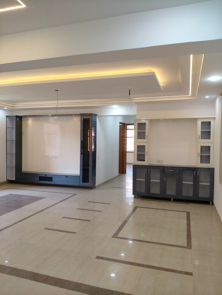 Living Room, peer mucchalla 3.5 Bedroom 2150 Sq.Ft. Apartment In Peer Mucchalla Zirakpur 8385944