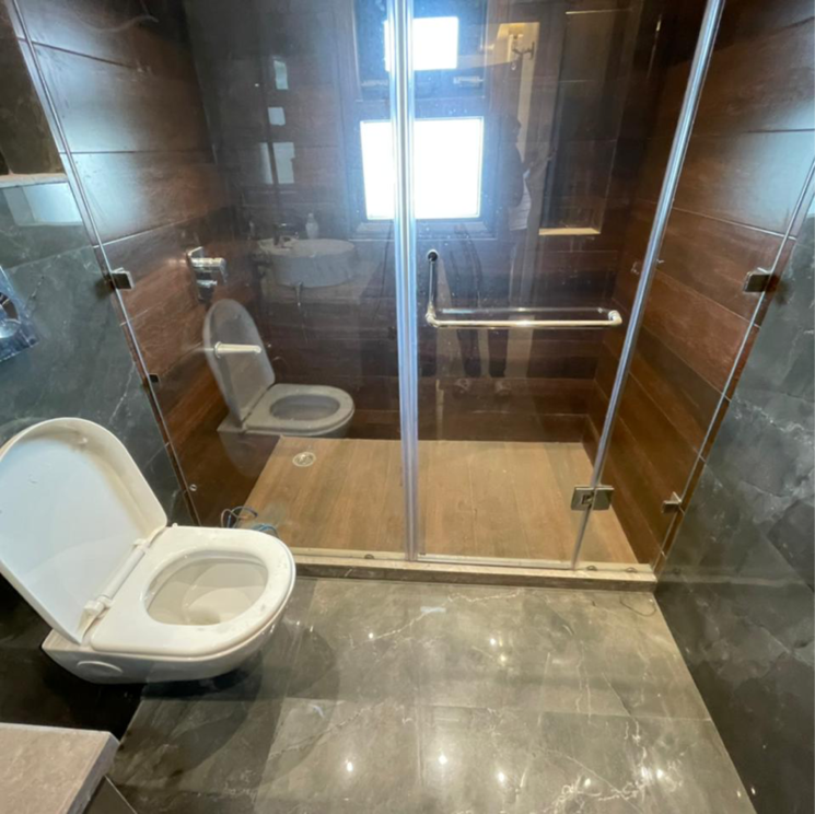 Bathroom, kohli-one-malibu-town 3 Bedroom 2430 Sq.Ft. Builder Floor In Malibu Town Gurgaon 8385950