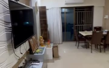 2 BHK Apartment For Rent in Navbahar Apartments, Vile Parle West