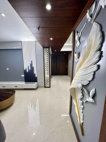 Room in 3 BHK Apartment at Sector 20 – for Rent