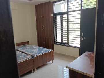 Room in  Pg at Sector 34 – for Rent