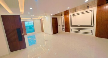 Living Room in 3 BHK Builder Floor at BPTP Parkland Pride, Sector 77 – for Sale