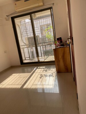 Room in 1 BHK Apartment at Seawoods – for Sale