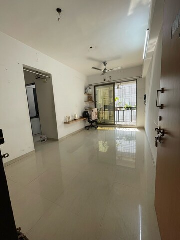 1 BHK Apartment For Sale in Seawoods