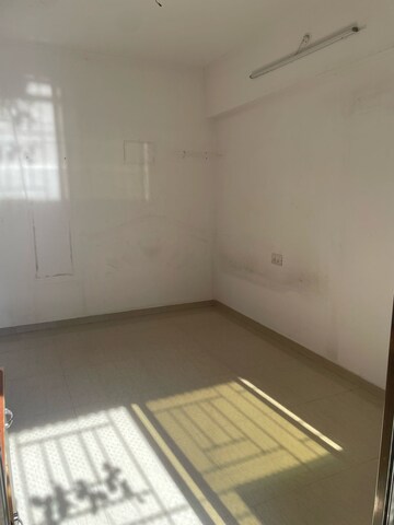 Room in 1 BHK Apartment at Seawoods – for Sale