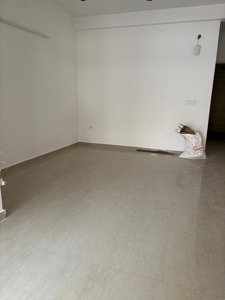 Room, pyramid-urban-homes 2 Bedroom 601 Sq.Ft. Apartment In Sector 70a Gurgaon 8386075