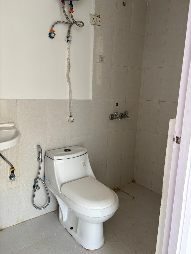 Master Bedroom, pyramid-urban-homes 2 Bedroom 601 Sq.Ft. Apartment In Sector 70a Gurgaon 8386075