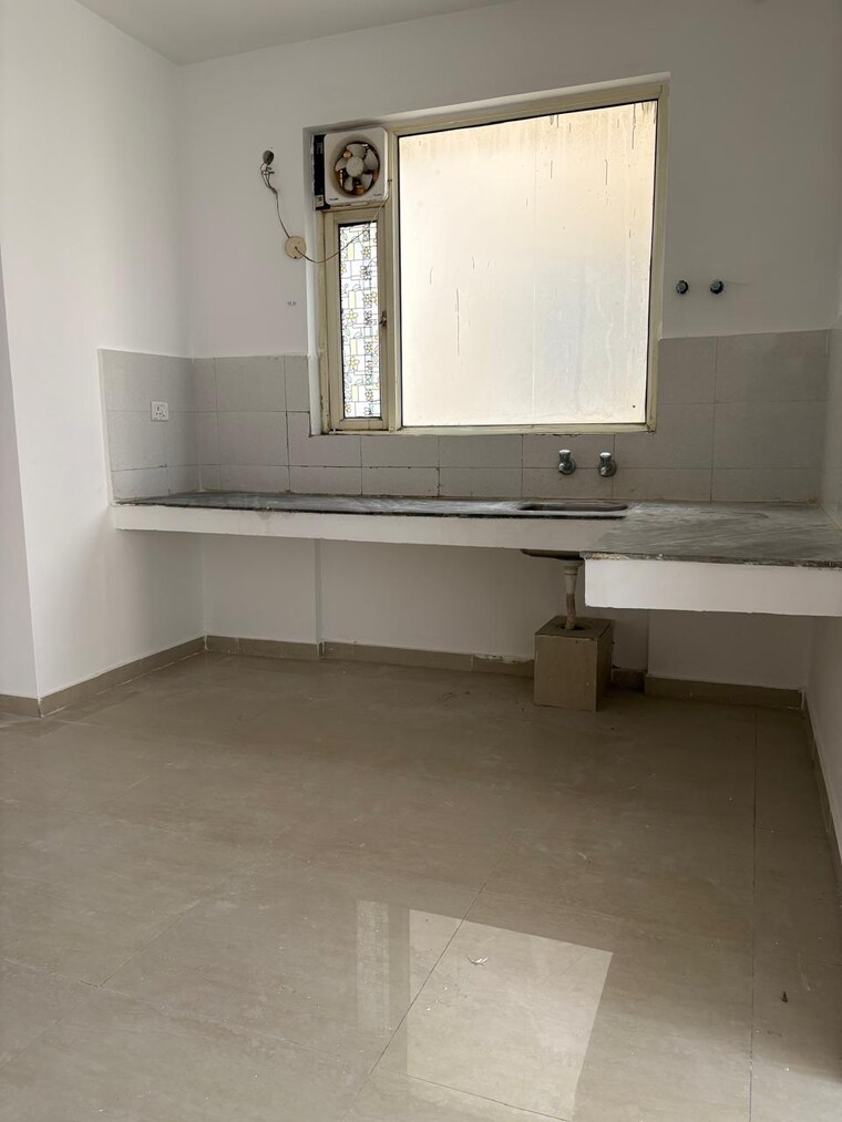 Kitchen, pyramid-urban-homes 2 Bedroom 601 Sq.Ft. Apartment In Sector 70a Gurgaon 8386075