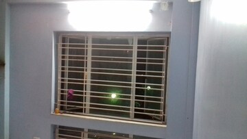 Furnished Amenities in 3 BHK Apartment at Nbcc Vibgyor Towers, Rajarhat New Town – for Rent