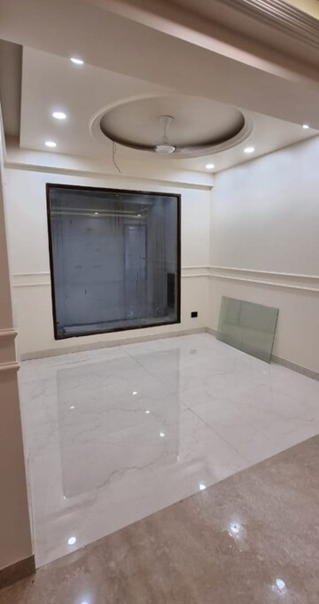 Kitchen in 3 BHK Builder Floor at Unitech South City II, Sector 50 – for Rent