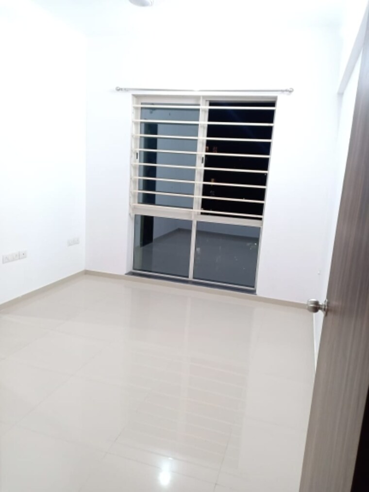 undefined, damji-shamji-mahavir-spring-tulip-phase-1 2 Bedroom 650 Sq.Ft. Apartment In Pokhran Road No Two Thane 8386299