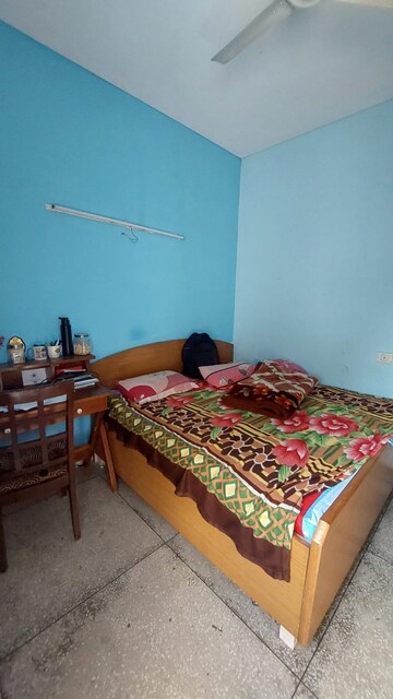 Bedroom in 2.5 BHK Builder Floor at SS Mayfield Gardens, Sector 51 – for Rent