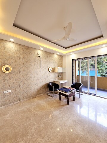 Living Room in 4 BHK Builder Floor at Auram Floor, South City 2 – for Sale