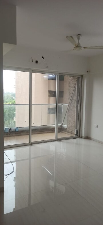 Room in 3 BHK Apartment at Akshar Green World, Dighe – for Rent