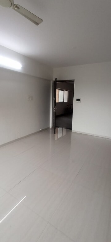 Room in 3 BHK Apartment at Akshar Green World, Dighe – for Rent