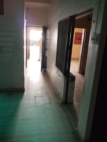Building Lobby in 2 BHK Independent House at Aliganj – for Rent