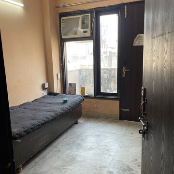 Room in  Pg at Old Rajinder Nagar – for Rent