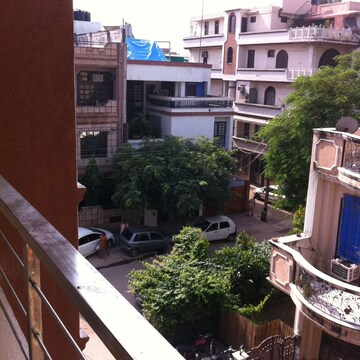 Balcony in  Pg at Old Rajinder Nagar – for Rent