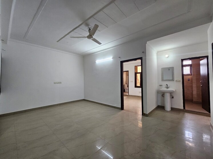 Room, saket 2 Bedroom 850 Sq.Ft. Builder Floor In Saket Delhi 8386408
