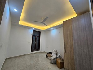 Room in 2 BHK Builder Floor at Saket – for Sale