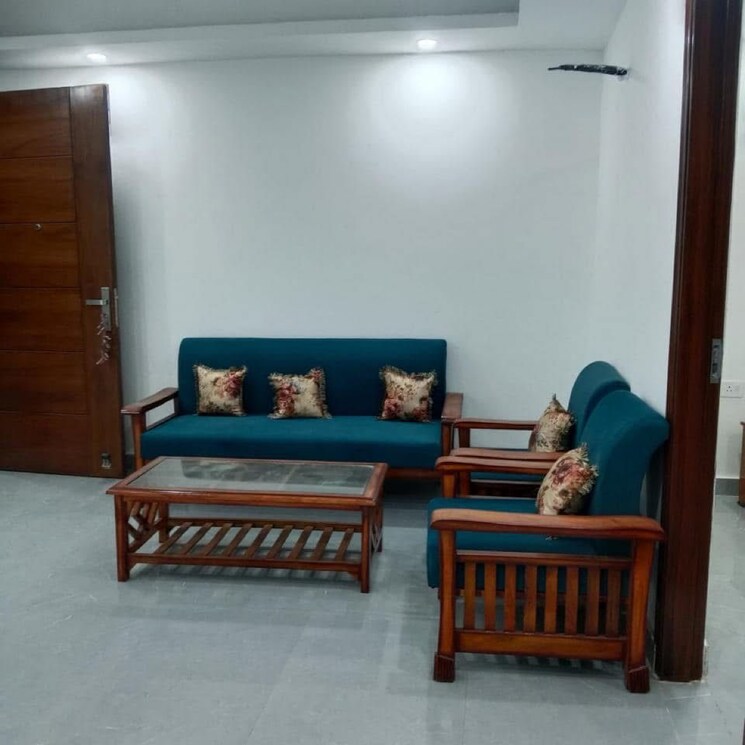 Living Room, freedom fighters enclave 1 Bedroom 550 Sq.Ft. Builder Floor In Freedom Fighters Enclave Delhi 8386399