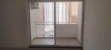 Room in 2 BHK Apartment at Shapoorji Pallonji Joyville Phase 2, Sector 102 – for Rent