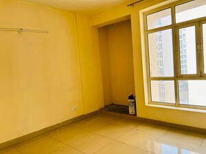 Room in 3 BHK Apartment at Ushay Towers, Kundli – for Sale