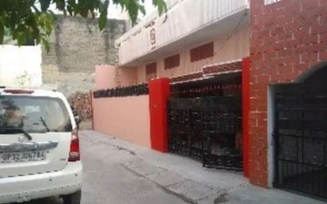 5 BHK Independent House For Sale in Triveni Nagar
