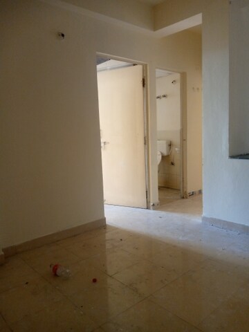Room in 2 BHK Apartment at Conscient Habitat, Sector 99a – for Rent
