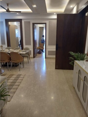 Living Room in 3 BHK Builder Floor at Sector 71 – for Sale