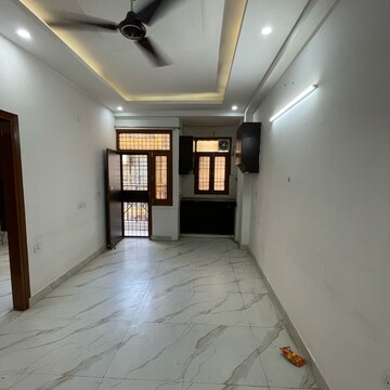 Room in 1 BHK Builder Floor at Neb Sarai – for Rent