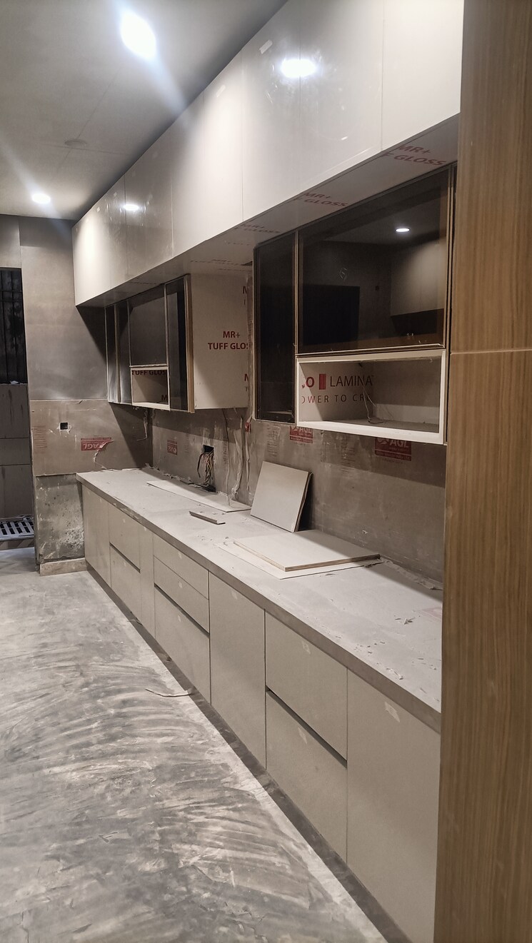 Kitchen, paschim vihar 3.5 Bedroom 150 Sq.Yd. Builder Floor In Paschim Vihar Delhi 8386501