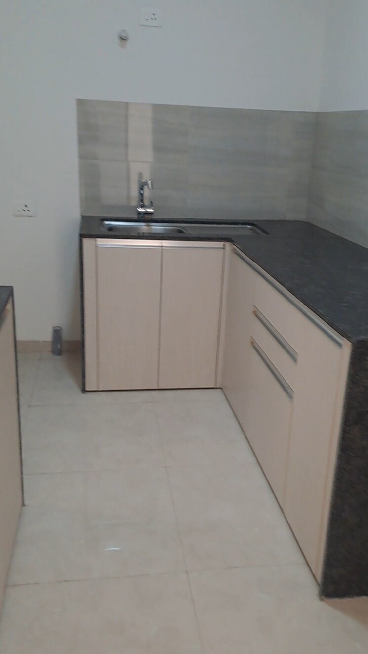 Kitchen, one-indiabulls-thane 2 Bedroom 806 Sq.Ft. Apartment In Pokhran Road No Two Thane 8386532