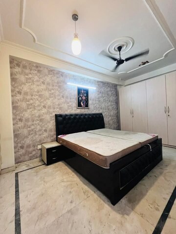 Bedroom in 2 BHK Apartment at Saket – for Rent