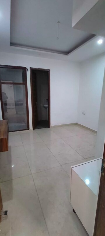 Bathroom in 3 BHK Apartment at Ansal API Victoria Floors, Dhakoli Village – for Rent