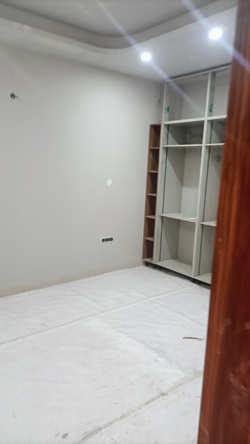 3 BHK Builder Floor For Sale in Vikas Puri