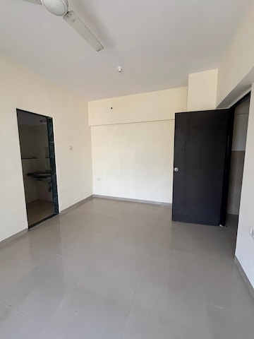 Room in 3 BHK Apartment at Everest World Aspen, Dhokali – for Sale