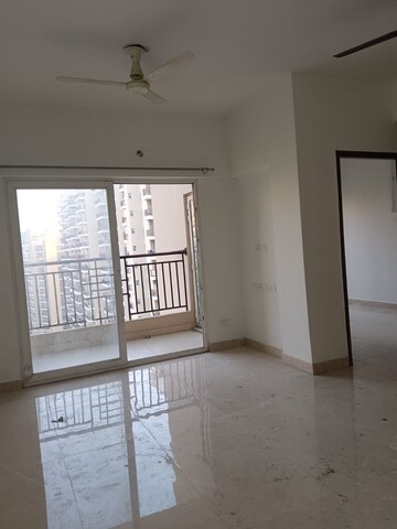 Room in 2 BHK Apartment at Ace Divino, Sector 1 Greater Noida – for Sale
