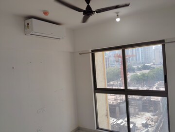 1 BHK Apartment For Rent in Atlanta CHS, Malad West