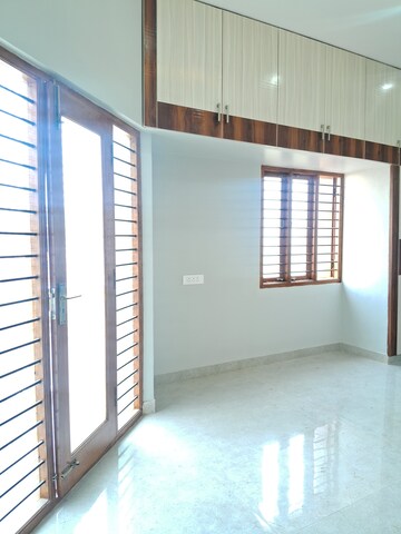Bedroom in 5 BHK Independent House at Porur – for Sale