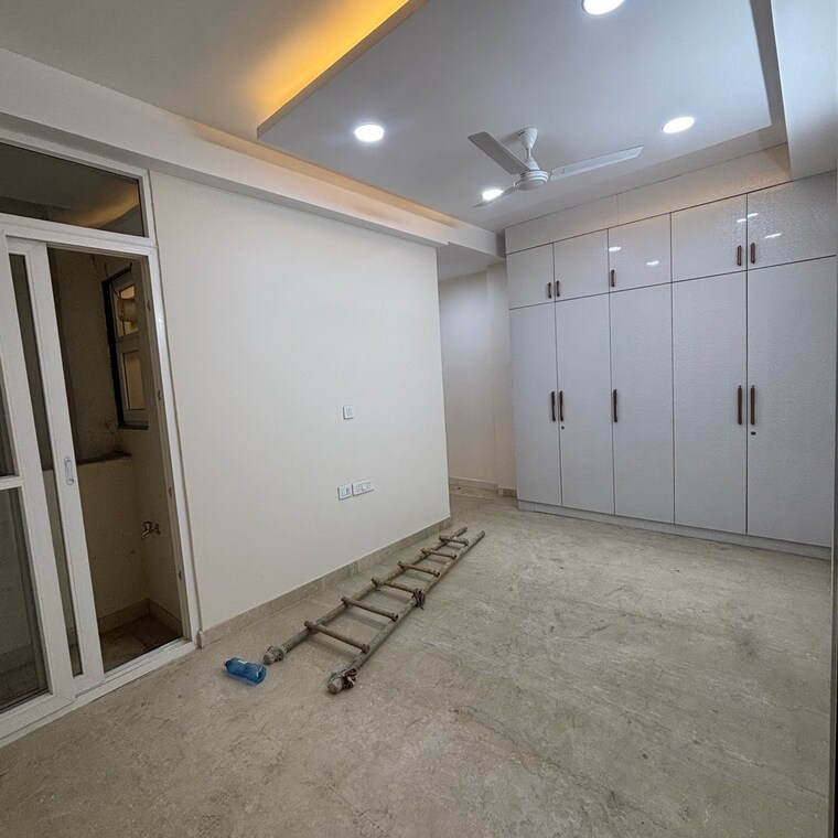 Room, safdarjang enclave 3 Bedroom 1800 Sq.Ft. Builder Floor In Safdarjang Enclave Delhi 8386747