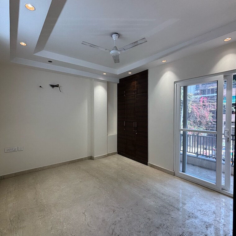 Room, safdarjang enclave 3 Bedroom 1800 Sq.Ft. Builder Floor In Safdarjang Enclave Delhi 8386747