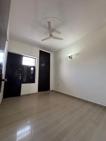 Room in 2 BHK Builder Floor at Sainik Colony – for Sale