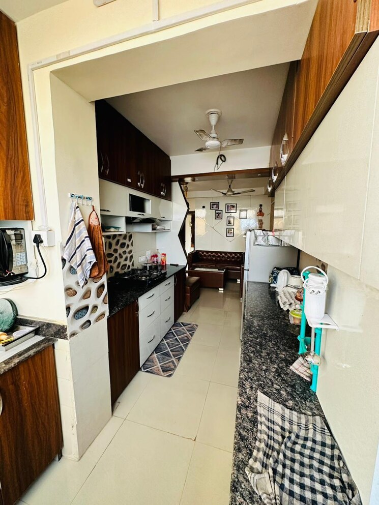 Team Area, anthem-french-apartment 2.5 Bedroom 1148 Sq.Ft. Apartment In Bhangel Greater Noida 8386823