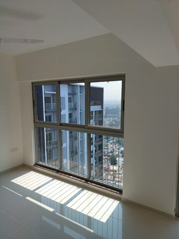 Room in 3.5 BHK Apartment at Amanora Ascent Towers, Amanora Park Town – for Sale