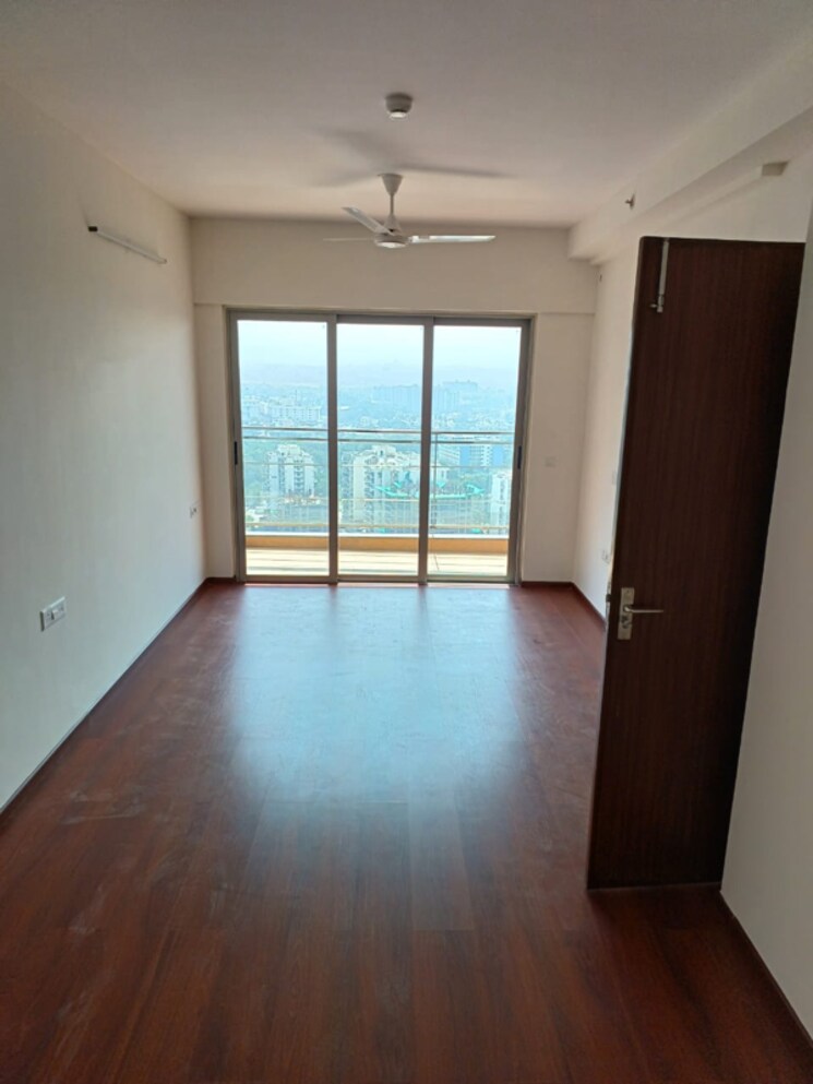 Room, amanora-ascent-towers 3.5 Bedroom 1280 Sq.Ft. Apartment In Amanora Park Town Pune 8386834